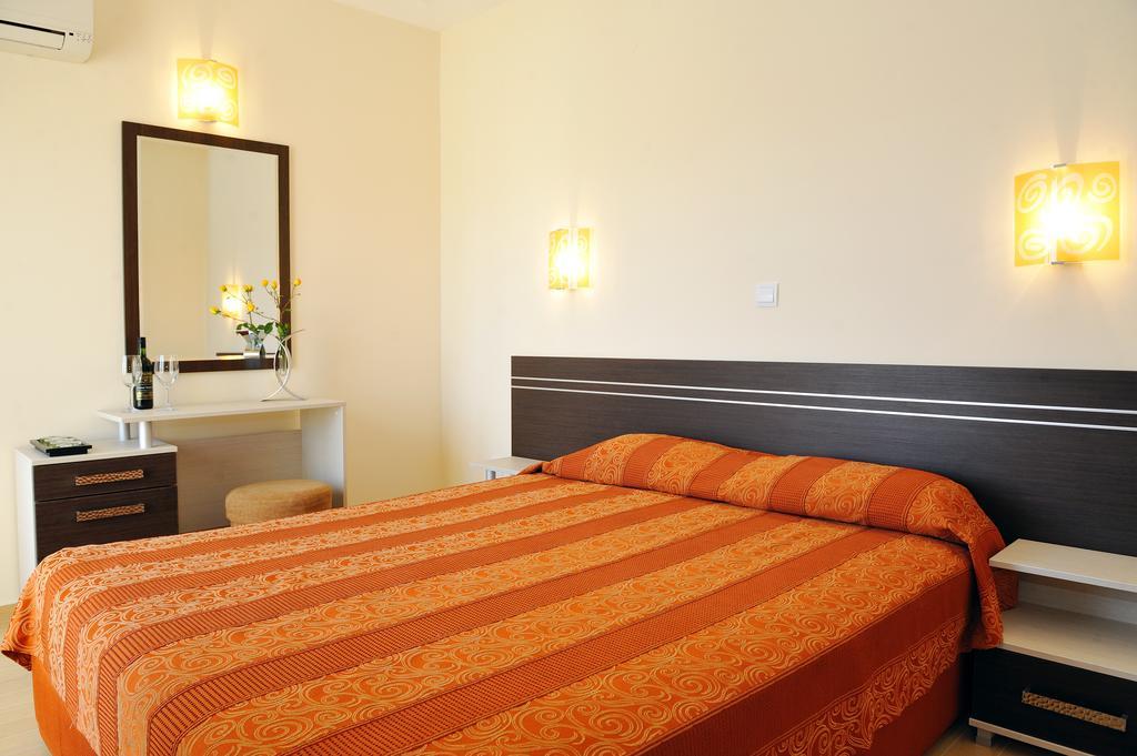 Hotel Iris Misivri Oda fotoğraf