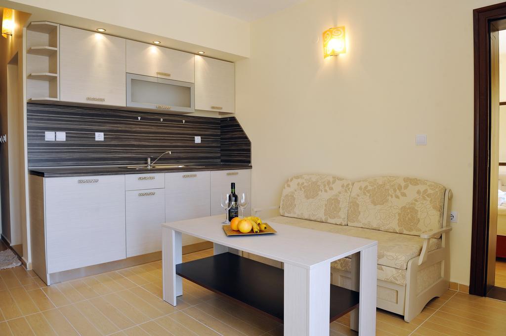 Hotel Iris Misivri Oda fotoğraf