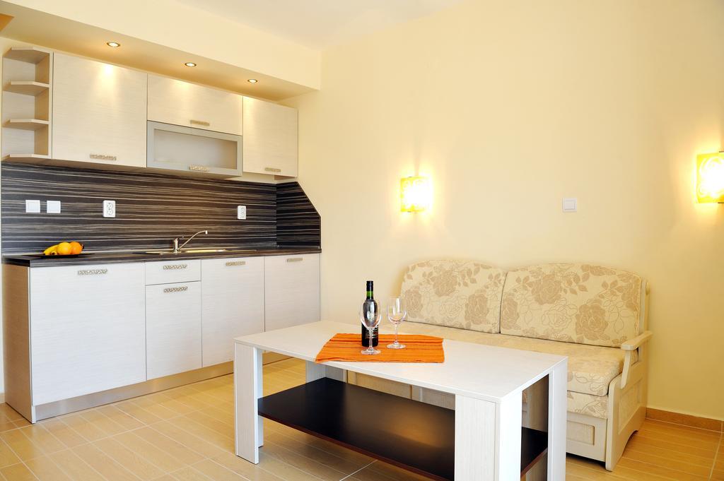 Hotel Iris Misivri Oda fotoğraf