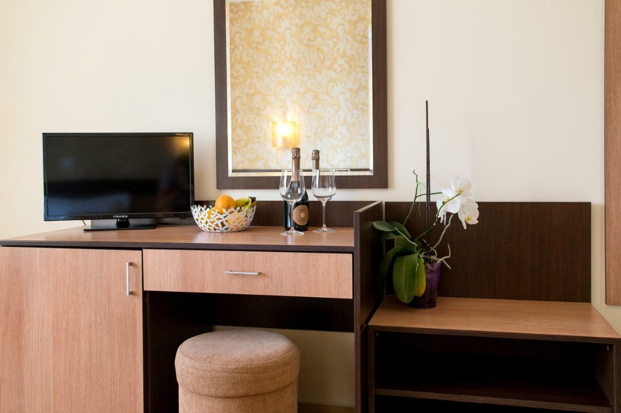 Hotel Iris Misivri Dış mekan fotoğraf